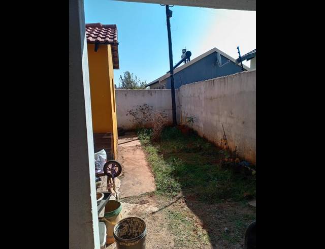 3 BEDROOM HOUSE FOR SALE IN DAWN PARK